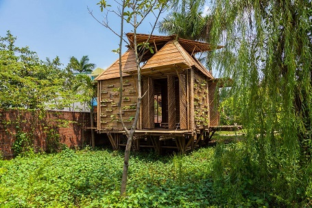 Nhà tre Blooming Bamboo Home (Hoàn Kiếm, Hà Nội).